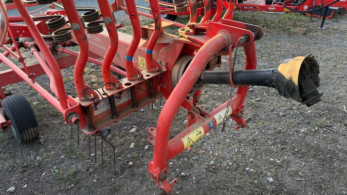 Andaineur Kuhn GA4121 GM