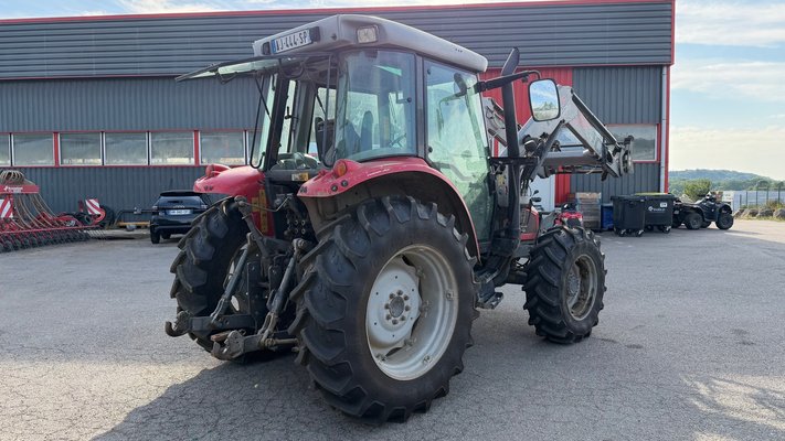 Tracteur agricole Massey Ferguson MF5445