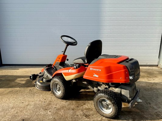 Tondeuse autoportée Husqvarna R214T