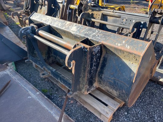 Godet terre Bobcat 2m05