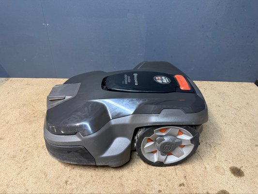 Robot de tonte Husqvarna Automower 415X