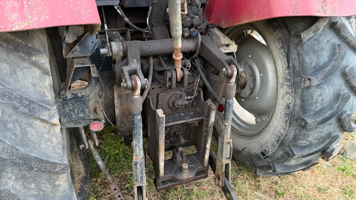 Tracteur agricole Case IH CS110