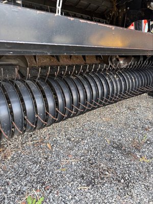 Presse à balles rondes New Holland Roll Belt 150