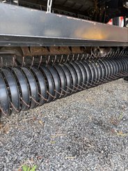 Presse à balles rondes New Holland Roll Belt 150 - 7