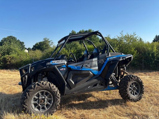 Quad - transporteur Polaris RZR64XP1000EPS
