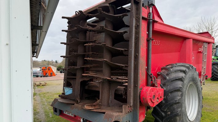 Épandeur à fumier Coutand T555