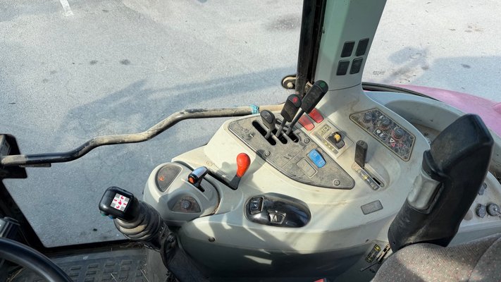 Tracteur agricole Massey Ferguson MF5445
