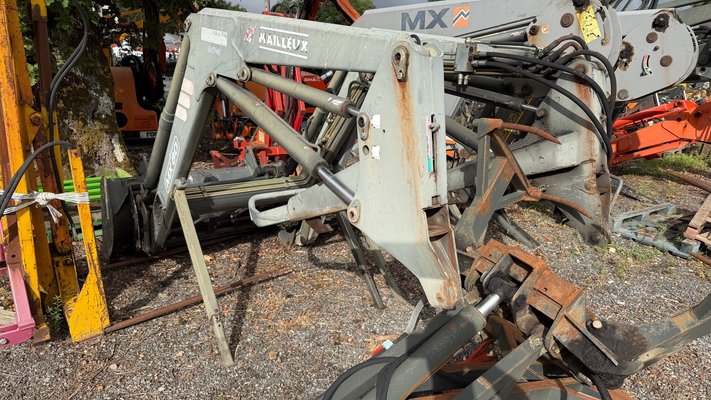Chargeur frontal Mailleux MX80