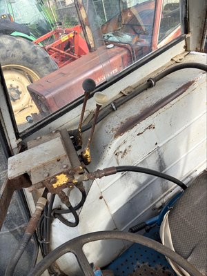 Tracteur agricole Ford 5000