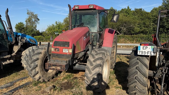 Tracteur agricole Case IH CS110