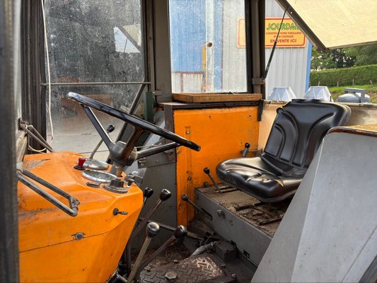Tracteur agricole Renault R7461