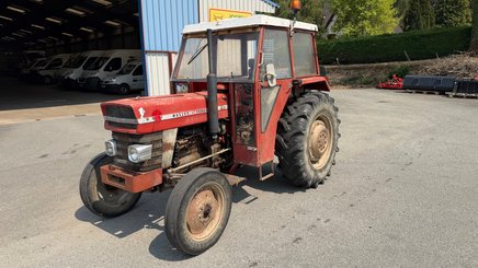 Tracteur agricole Massey Ferguson MF158 - 1