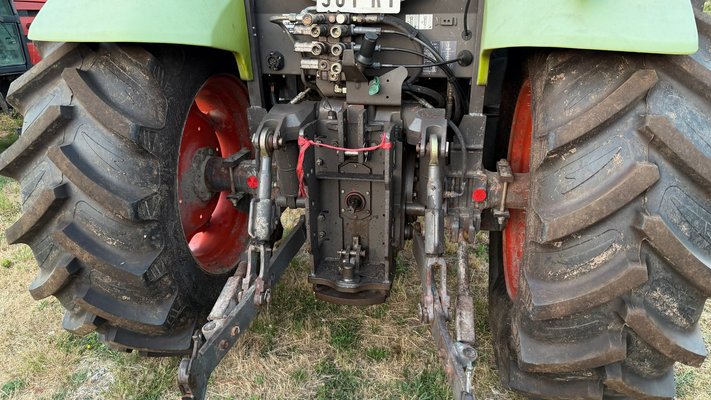 Tracteur agricole Class CELTIS 456 RX