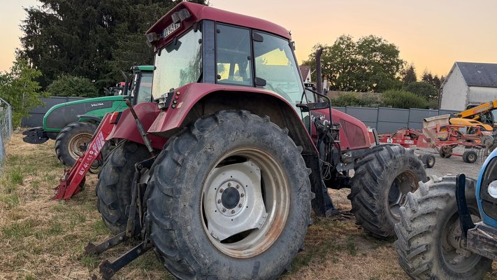 Tracteur agricole Case IH CS110