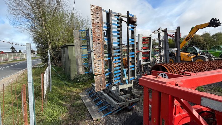 Herse de prairie Robert DBS 640