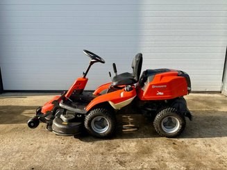 Tondeuse autoportée Husqvarna R214T - 1