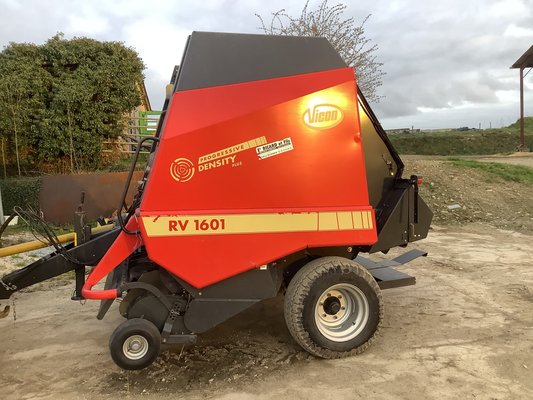 Presse à balles rondes Vicon RV1601RFF