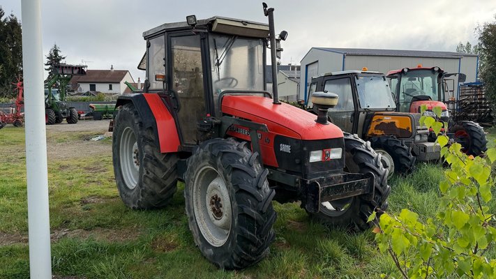 Tracteur agricole - EXPLORER 90