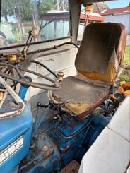 Tracteur agricole Ford 5000 - 5