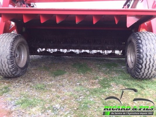 Faucheuse conditionneuse Kverneland KT4332