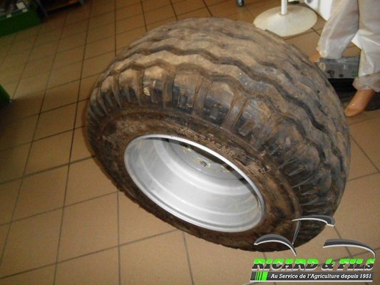 Roues BKT 15.0/55-17