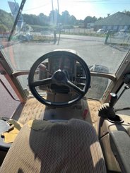 Tracteur agricole Claas ARES 656 RZ - 10
