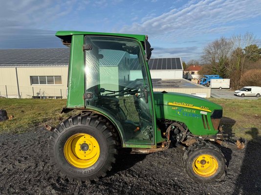 Micro tracteur John Deere 2720 HST