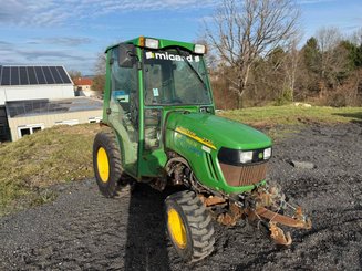 Micro tracteur John Deere 2720 HST - 1