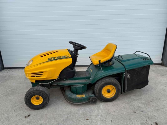 Tondeuse autoportée MTD HE 4160