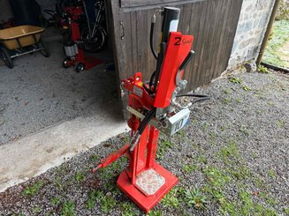 Fendeuse à bois Kubota S10TH56 - 1