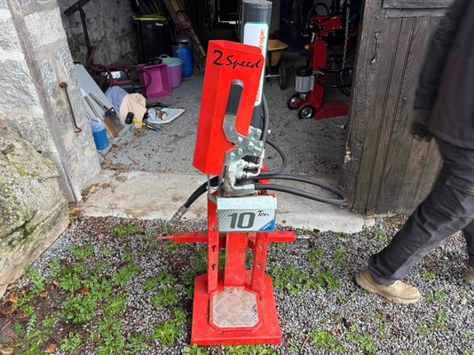 Fendeuse à bois Kubota S10TH56