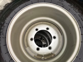 Roues BKT 15.0/55-17 - 5