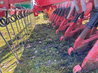 Semoir à grains Kverneland M-DRILL - 4