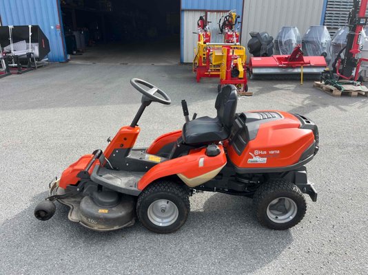 Tondeuse autoportée Husqvarna RIDER216