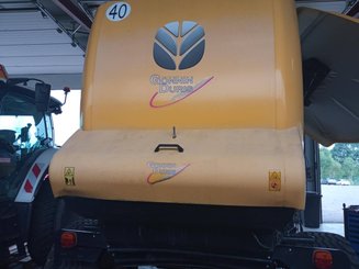 Presse à balles rondes New Holland ROLL BELT 180 - 13