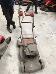 Tondeuse poussée et tractée Jonsered 580 RDE - 1