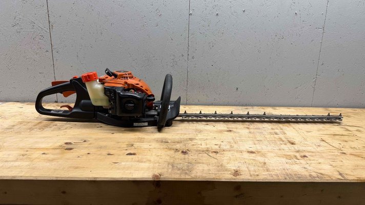 Taille haies - HC2810ESR