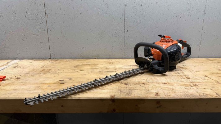 Taille haies Echo HC2810ESR