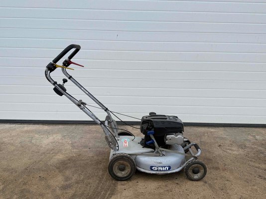 Tondeuse poussée et tractée Grin PM53PRO