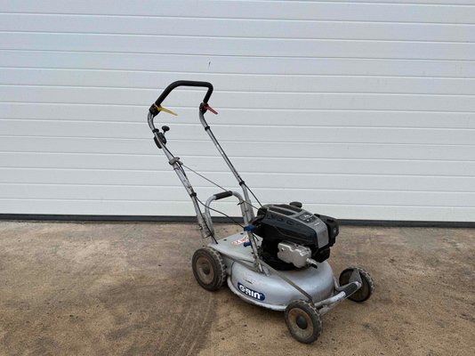 Tondeuse poussée et tractée Grin PM53PRO