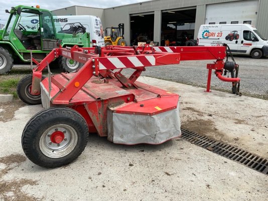 Faucheuse conditionneuse Agram jet cutt3328