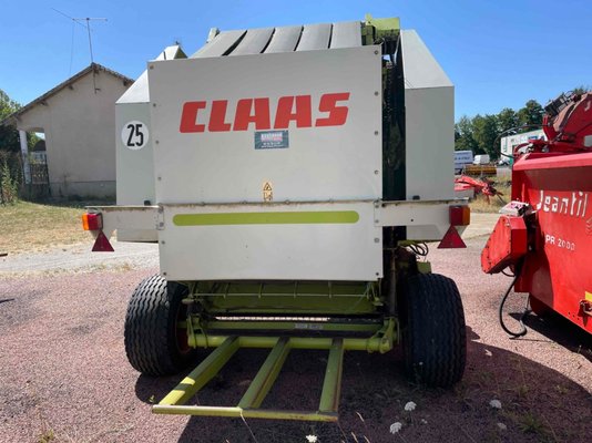 Presse à balles rondes Claas VARIANT260