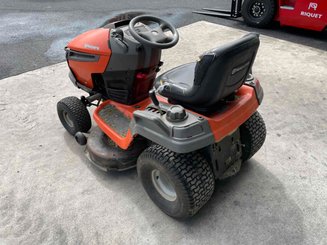 Tondeuse autoportée Husqvarna YTH150 TWIN - 2