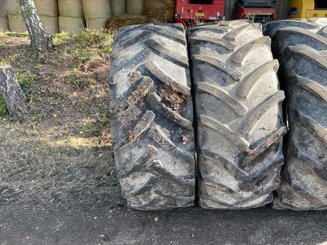 Pneu agricole Continental 650/65R42 - 1