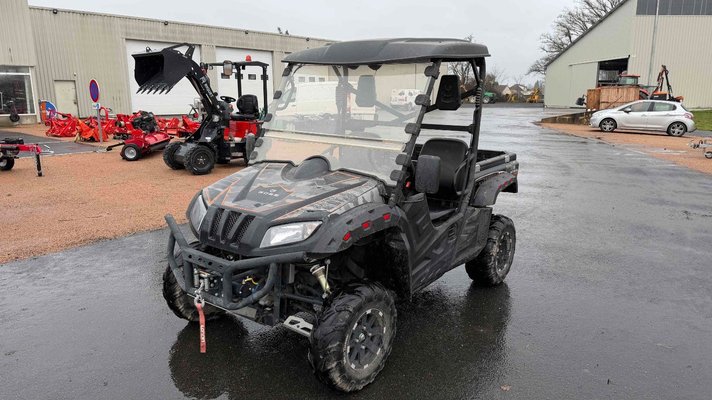 Quad - transporteur - 700 UTX EPS
