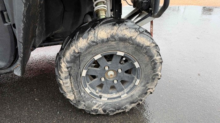 Quad - transporteur Goes 700 UTX EPS