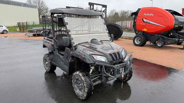 Quad - transporteur Goes 700 UTX EPS