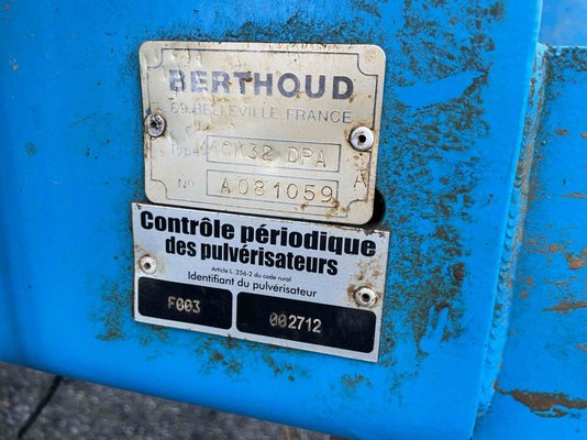 Pulvérisateur traîné Berthoud MACH 32