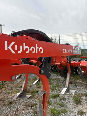 Déchaumeur à dents Kubota CU3351