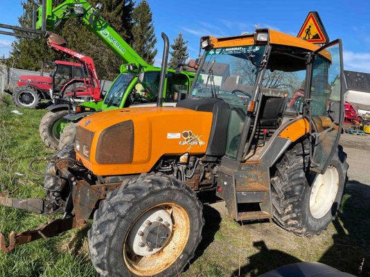 Tracteur agricole Renault ERGOS90